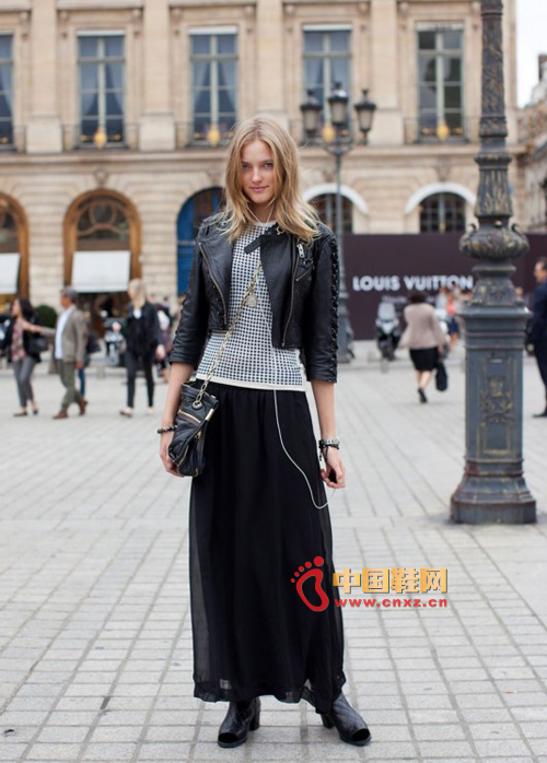 ѧ�����ʣ�����Ҳ�������·���װ��Ч����˧���Ļ���������ѩ�����°�����ȹ��ڵ�T