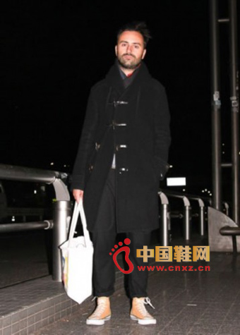 ţ���ش��´������з���Ь���ѵü�����ү����ô��ɫ�ġ�