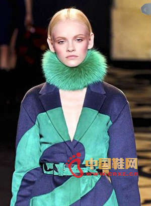 ë���׵�Χ�����װ��ɫ�����Ӧ���������˲���ͯȤ��